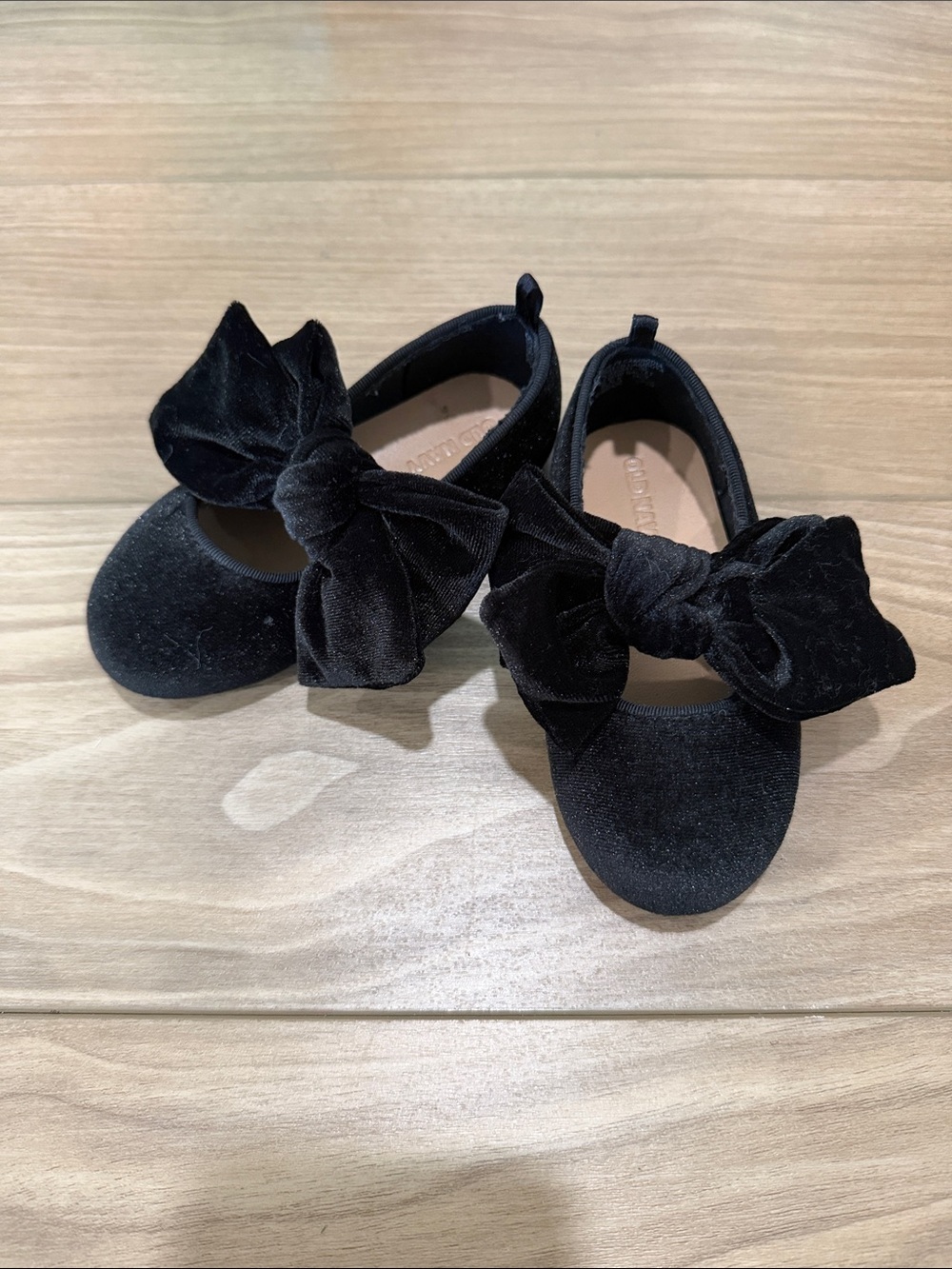 Black Velvet Bow Kids Shoes